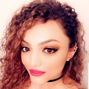 Meet your Posher, Anel